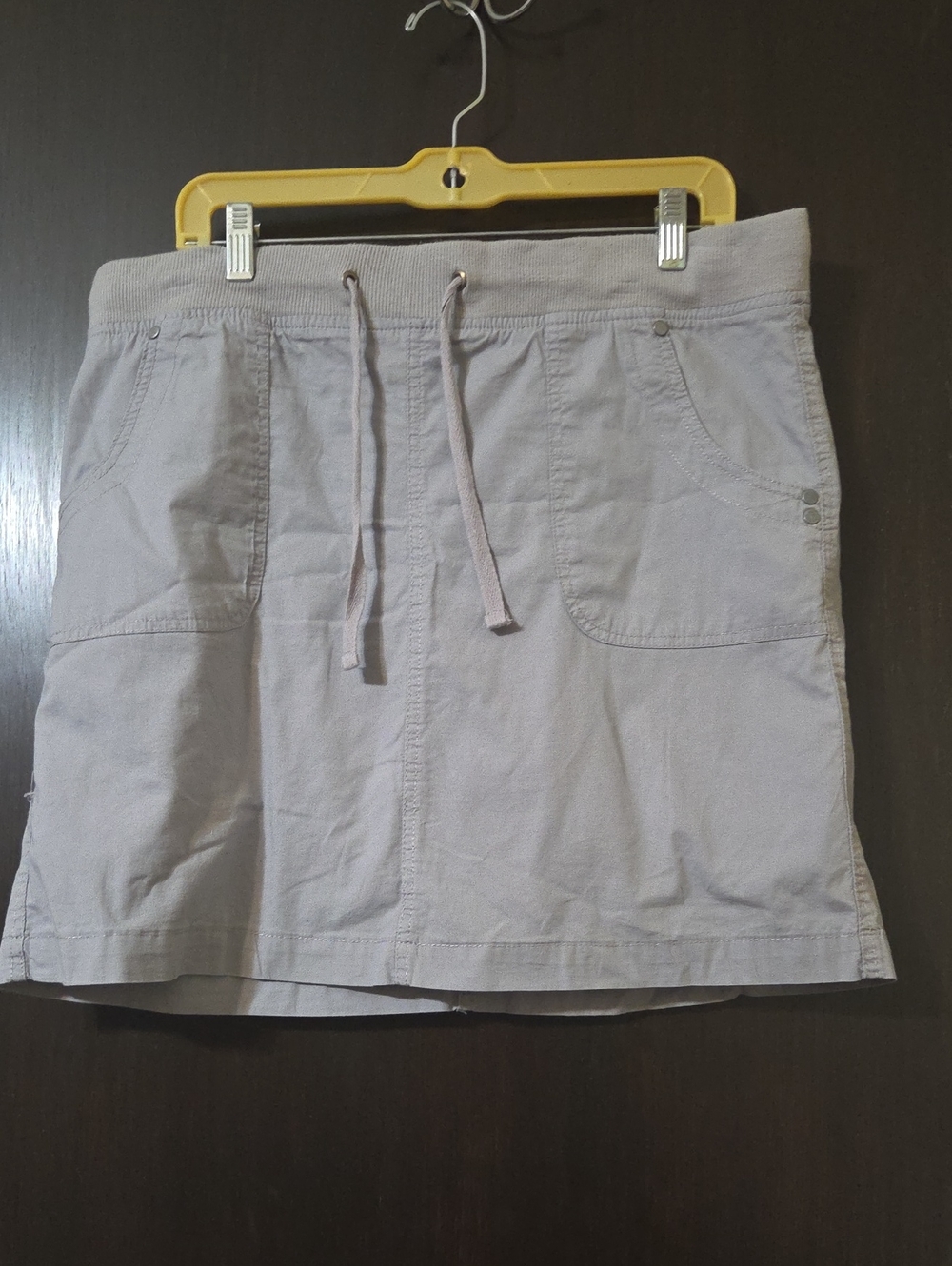 Telluride Clothing gray skort Large